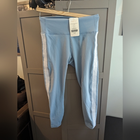 Fabletic yoga leggings. - Picture 2 of 6